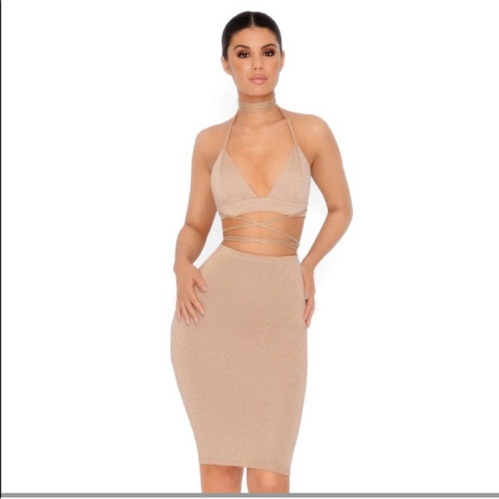 Two piece set - Picture 3 of 4